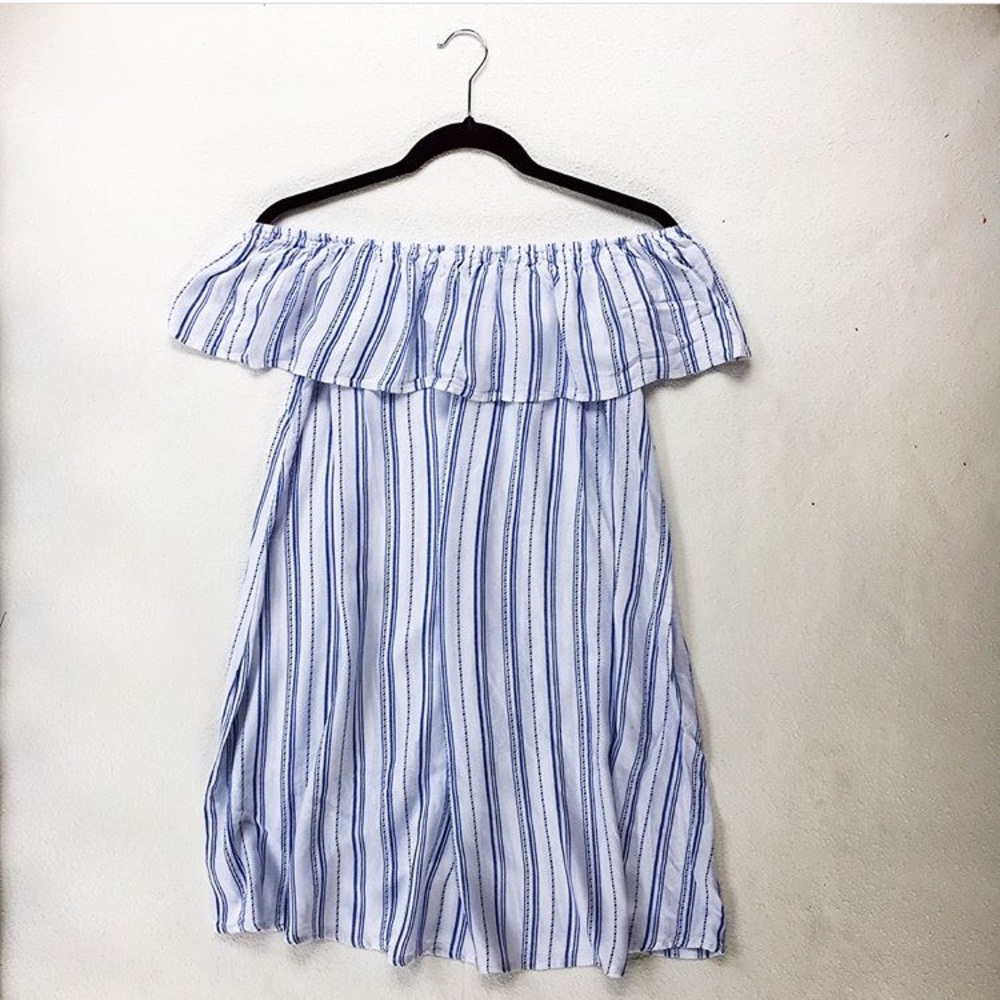 Mossimo Supply Co. off-Shoulder dress